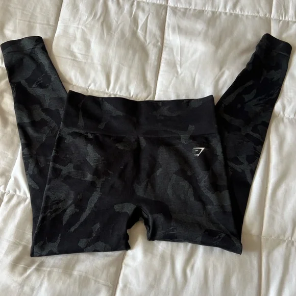 Gymshark Black Camouflage Leggings - Picture 1 of 4